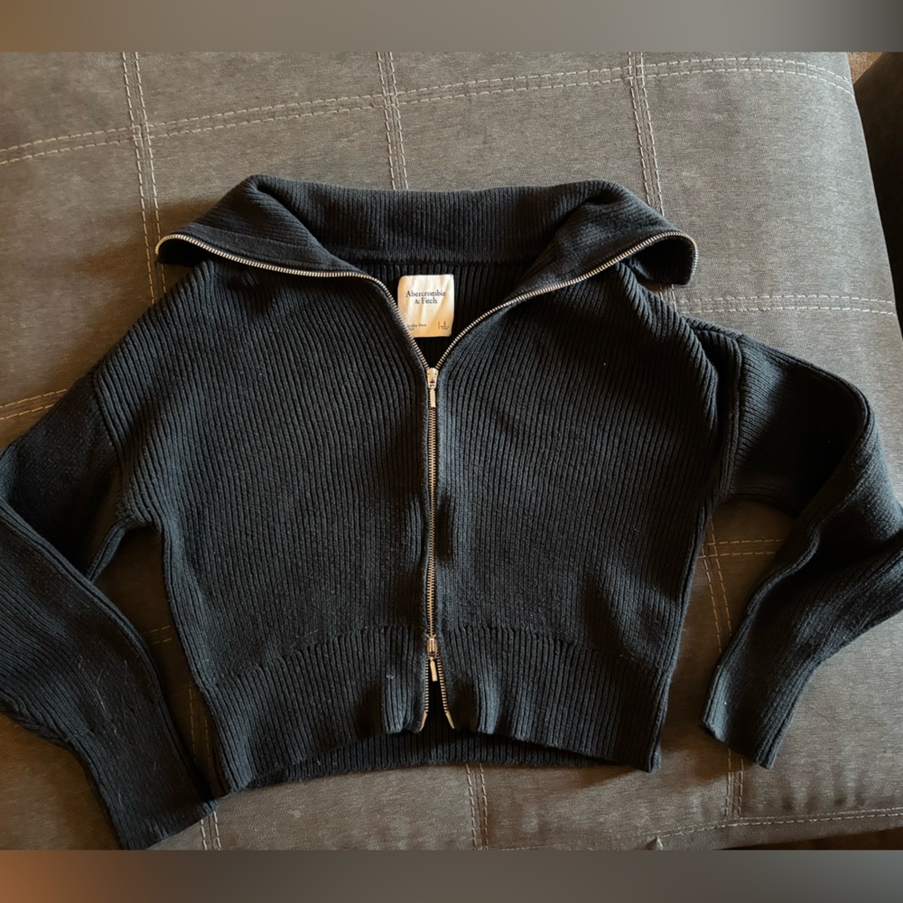 Abercrombie Zipup Sweater